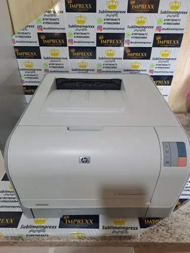 Impressora HP Color LaserJet CP1215