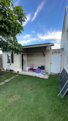 Condomínio Viva + Avenida, Casa com 2/4 a poucos minutos do Shopping