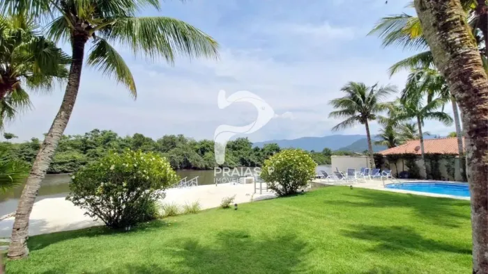Casa em condomínio fechado, 4 dormitórios, Marina Guarujá