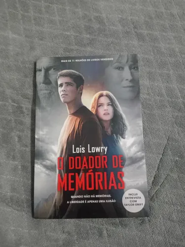 Livro Lois Lowry - O Doador de Memórias