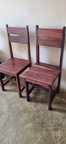Cadeiras de Madeira Maciça