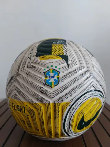 Bola de Futebol de Campo Nike<br>CBF Flight SP22 