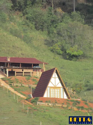 Casa com Chalé