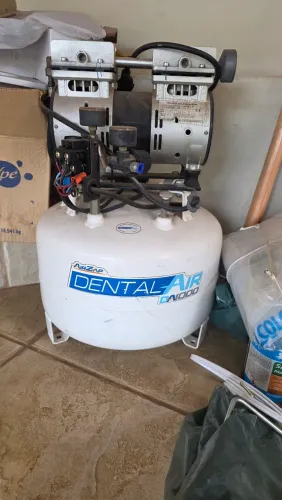 Compressor odontologico aizap pequeno