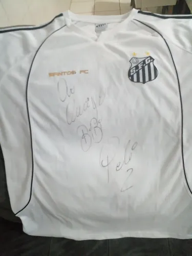 Camisa do Santos autografada 