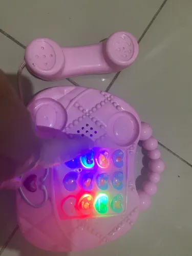 Telefone infantil musical 