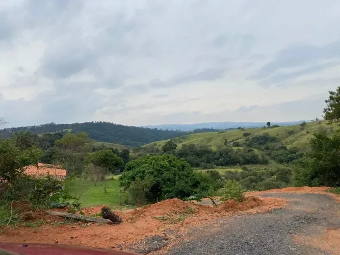 Terrenos para venda possui 500 metros quadrados em Vila São Domingos - São Roque - SP