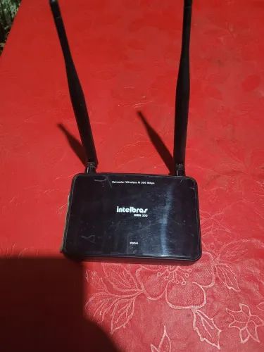 Roteador wirelles de Sinal Wi-Fi Intelbras WRN 300