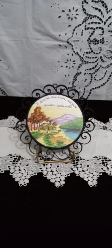 Prato decorativo com moldura