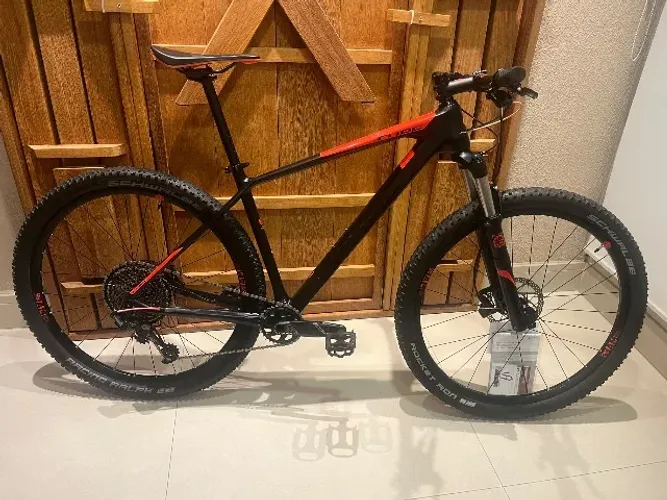 Bicicleta MTB Carbono Cube REACTION C:62  PRO G-19( Specialized, Scott, Trek )