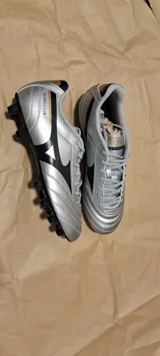 Chuteira Campo Mizuno_Morelia_TAM.40/41/42