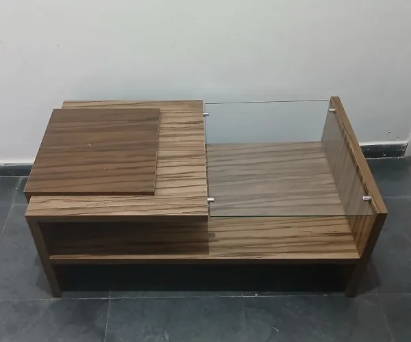 MESA DE CENTRO RETANGULAR COM TAMPO DE VIDRO 