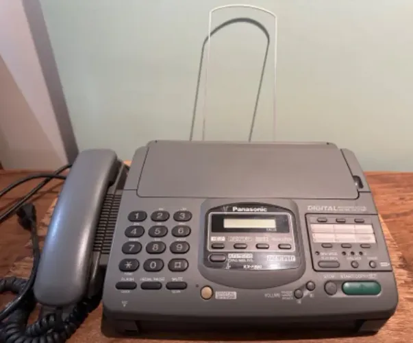 Fax Panasonic FX890 Ótimo estado/ Pouco uso