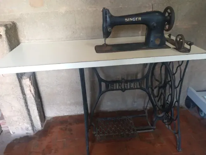 Máquina costura antiga singer reliquía