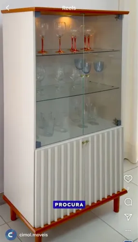 Cristaleira Moderna com Design Exclusivo