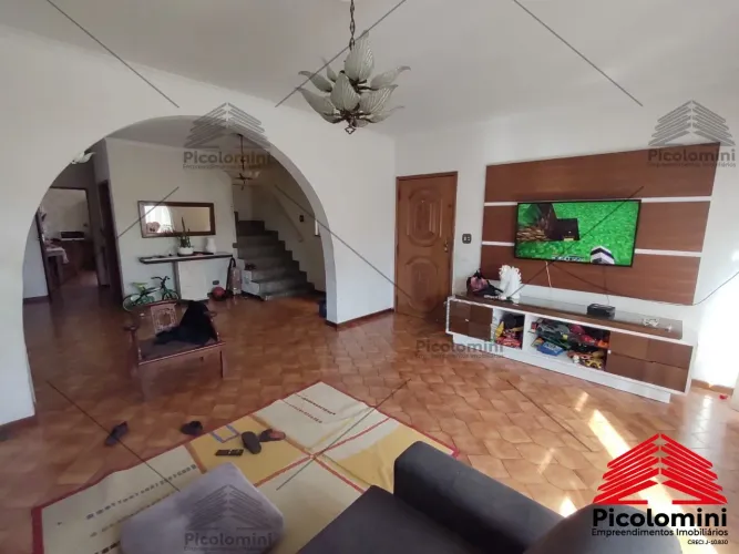 Sobrado Moóca com Piscina, 4 Dormitórios, 2 Suítes, Churrasqueira, 8 Vagas de Garagem, Var