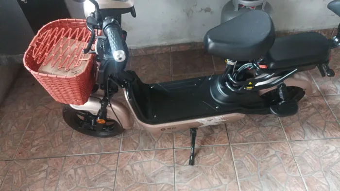 Scooter elétrica AIMA 500w 