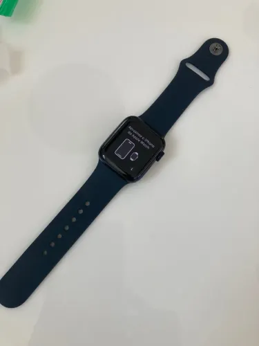 Apple Watch SE 40 mm Titanium