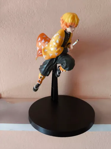 Action Figure Zenitsu Agatsuna - Demon Slayer