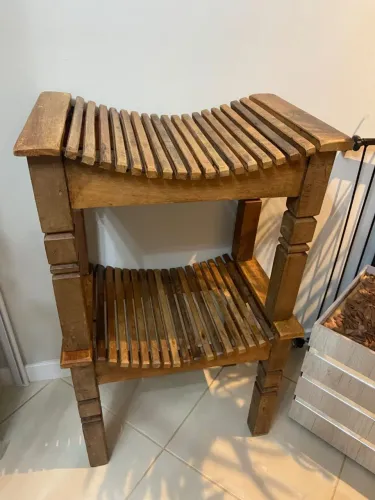 Banquetas Rusticas de Madeira de Demolição