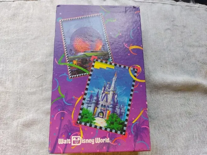 Disney Um dia em Magic Kingdom e Epicot Center Box  2 Fitas VHS Importado 1991