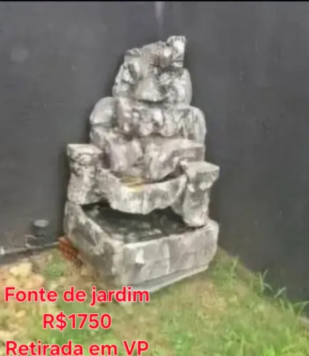 Fonte de jardim em pedra