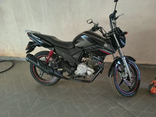 Moto Yamaha Fazer 150 Flex