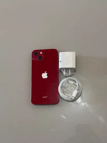iPhone 13 256gb vermelho (seminovo)
