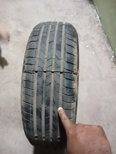 Pneu XBRI 185/60 R15