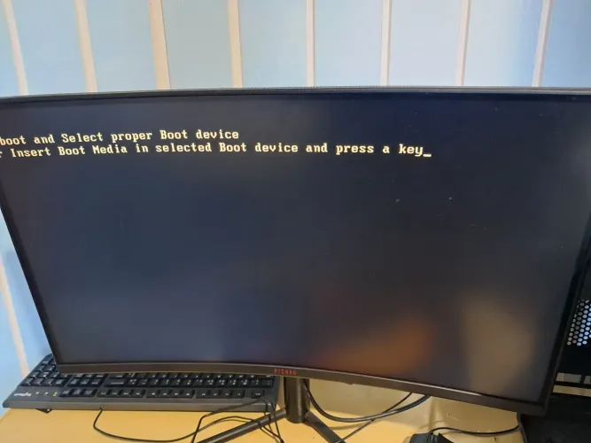 Monitor Gamer Pichau 27 polegadas, Curvo 165Hz