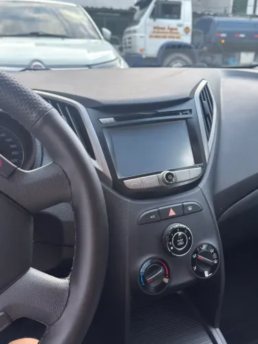 Hyundai HB20 Unique 1.0 Flex 12V Mec. 2019