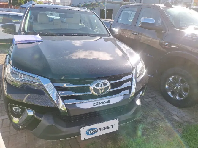 Toyota Hilux CS 4X4 2.8 TDI Diesel Mec. 2019