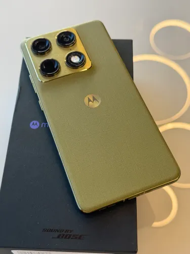 Motorola Signature 512GB Verde Impecável