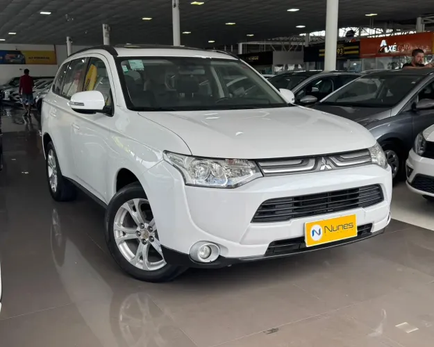 Mitsubishi Outlander 2.0 16V 160cv Aut. 2015