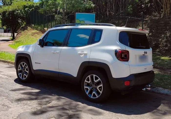 Jeep Renegade Longitude 1.8 4X2 Flex 16V Aut. 2021