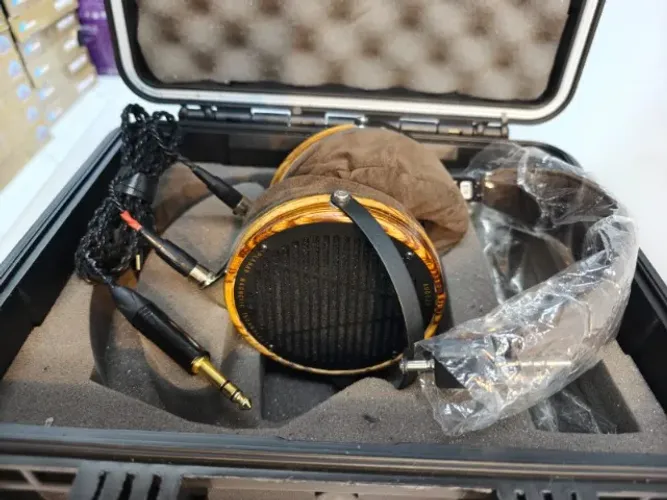 Fone Lcd-3 Audeze Áudio Planar Magnético Hi-f Marrom - Alta Fidelidade