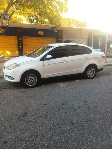 Fiat Grand Siena Tetrafuel 1.4 EVO F. Flex 8V 2015