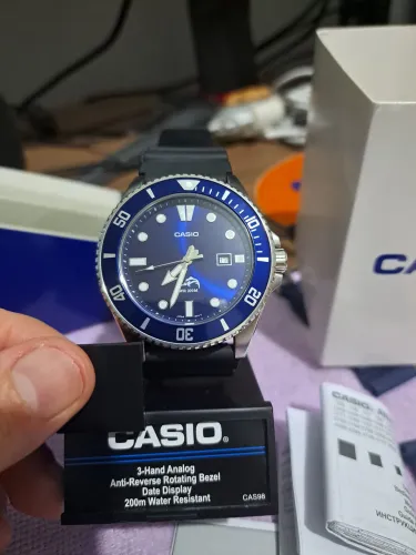 Casio mdv 106 b-av ( Casio Duro)