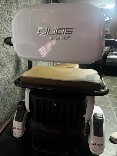 Triciclo elétrico DUOS E-Bikes
