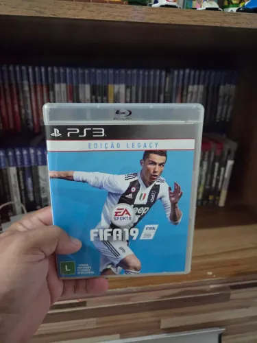 Vendo Fifa 19 de PS3 em perfeito estado de conservação. 