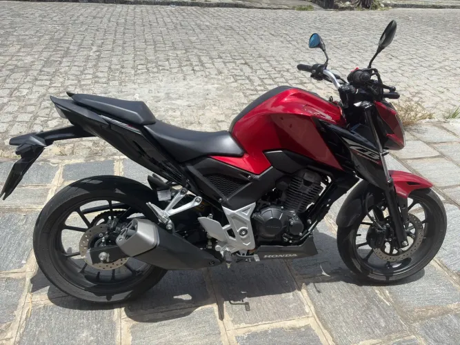 Cb twister 300 ABS ano 2025