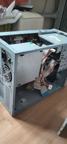 Ganinete + hardware