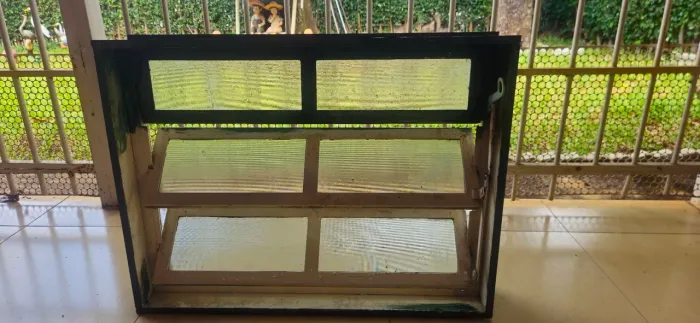 Vitraux de ferro, 80cmx60cm , com os vidros