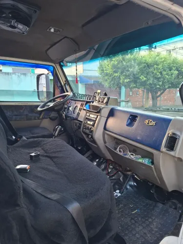 Vw8150 baú