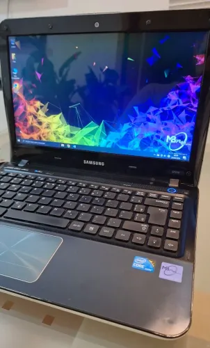Notebook Samsung com SSD e placa de vídeo GeForce