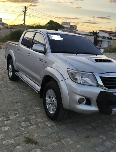 Toyota Hilux CD D4-d 4X4 3.0 TDI Dies. Mec. 2014