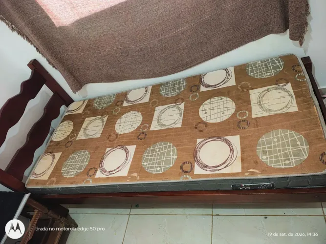 VENDO CAMA DE SOLTEIRO