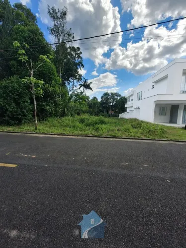 Lote no Condomínio Alphaville IV - Ponta Negra
