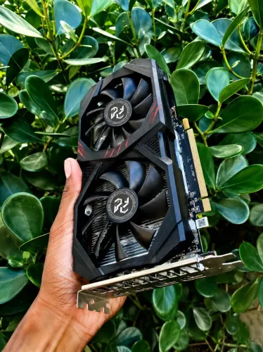 Placa de vídeo AMD RX6600M 8GB
