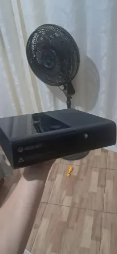 Xbox 360 (2015) + desbloqueio exploit (leia descrição)